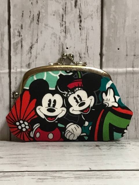 ミッキー ミニー 仕切り がま口 小銭入れ ディズニー 新品 中古のオークション モバオク ミッキー ミニー 仕切り がま口 小銭入れ ディズニー 新品 中古のオークション モバオク