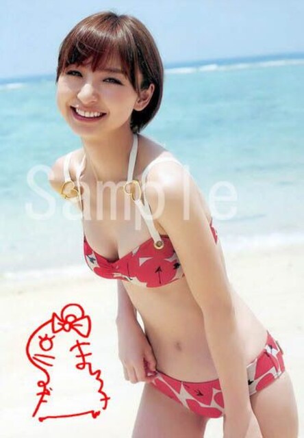 送料無料 Akb篠田麻里子 写真5枚セット サイン入 04 新品 中古のオークション モバオク